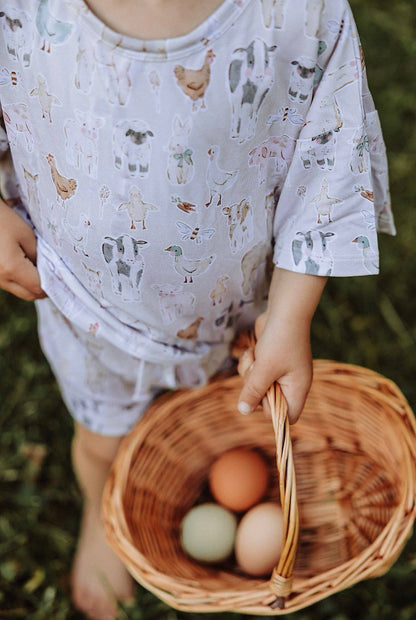 Farmyard Fables Oversized Bamboo Summer Set