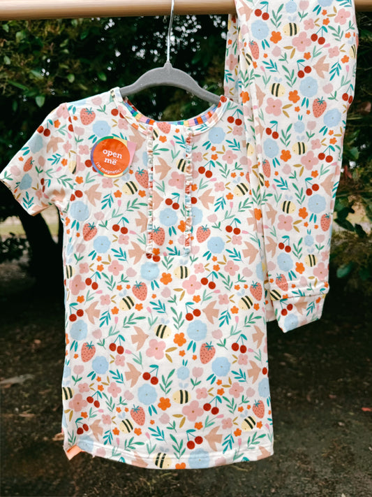 Honey Bee Blossom Magnetic 2pc Pajama Set | Girls