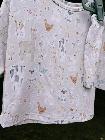 Farmyard Fables Oversized Bamboo Summer Set